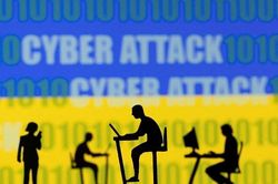 Một loạt website chính phủ Ukraine tê liệt ngay trước khi Nga mở chiến dịch quân sự