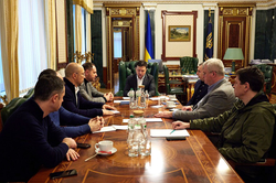 Ukraine cắt đứt quan hệ ngoại giao với Nga