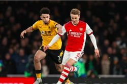 Arsenal thắng ngược kịch tính trước Wolves ở phút bù giờ