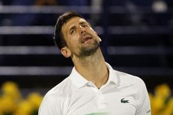 Thua tay vợt hạng 123, Novak Djokovic bị mất vị trí số 1 thế giới