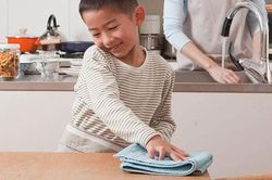 3 việc mẹ càng 'lười' con càng thông minh, giỏi giang: Liệu bạn có làm được?