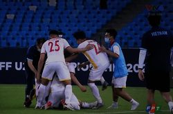 Dùng thủ môn đá vị trí tiền đạo, U23 Việt Nam vẫn đánh bại U23 Đông Timor để vào chung kết