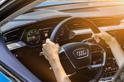 Audi sắp trang bị mạng 5G trên xe ô tô thương mại