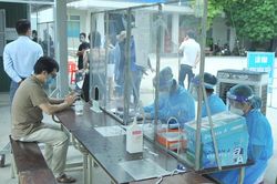 Sáng 26/2, Nghệ An ghi nhận 1.461 ca nhiễm Covid-19 mới, trong đó có 231 ca cộng đồng