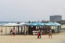 Tạm dừng hoạt động dịch vụ tại bãi biển Kim Liên