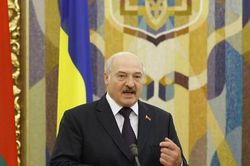 Tổng thống Belarus phản ứng trước tin đồn triển khai vũ khí hạt nhân