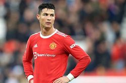 Europa League đang vẫy gọi, MU phải hành động