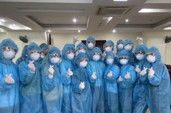 Hà Nội huy động bác sĩ nghỉ hưu, cơ sở y tế ngoài công lập tham gia chống dịch Covid-19