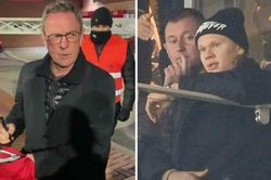 Rangnick đáp trả khó tin khi CĐV hỏi việc Man United mua Haaland