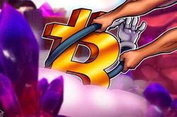 Giá bitcoin tăng vọt 10% sau khi Mỹ cấm giao dịch tiền kỹ thuật số với Nga