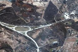 Ảnh vệ tinh cho thấy đoàn xe quân sự dài 64 km của Nga hướng đến Kyiv