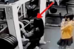 Thử nâng tạ 180kg, bà mẹ không ngờ phải trả giá bằng cả mạng sống, CCTV cho thấy cảnh cuối đời thương tâm ngay trước mặt con gái