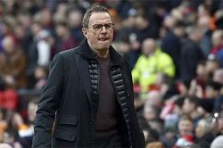 Man Utd tìm huấn luyện viên thay thế Rangnick