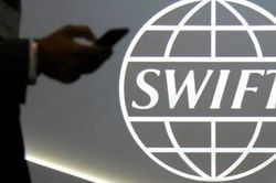 EU loại 7 ngân hàng lớn của Nga khỏi SWIFT
