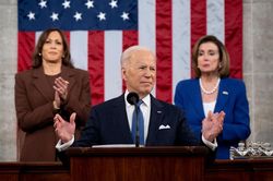 Tổng thống Joe Biden công bố biện pháp giảm lạm phát, hạ nhiệt giá nhiên liệu