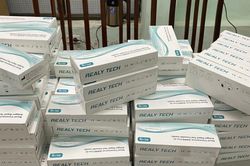 Thu giữ gần 2.000 que test COVID-19 không rõ nguồn gốc