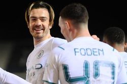 Grealish: 'Foden xuất sắc chẳng kém gì Messi'