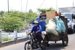 TP.HCM: Gia hạn thời gian chuyển đổi phương tiện thu gom rác sinh hoạt
