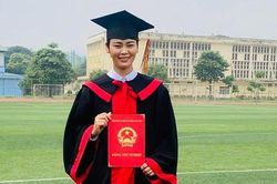 'Sát thủ' tuyển nữ Việt Nam tốt nghiệp Đại học loại giỏi
