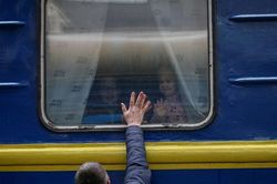 Chiến sự Ukraine: Những diễn biến quan trọng trong ngày thứ 8