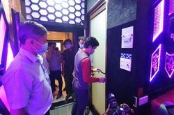 Thành phố Hồ Chí Minh hạn chế các hoạt động karaoke, bar, vũ trường ở 13 xã, phường vùng cam