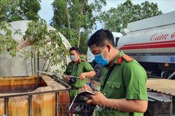 Bà Rịa-Vũng Tàu: Bắt quả tang cơ sở sản xuất dầu DO giả quy mô lớn