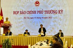 Thứ trưởng Bộ Y tế Đỗ Xuân Tuyên: Biến chủng mới của virus SARS-CoV-2 có tốc độ lây lan tăng từ 3-5 lần so với biến chủng cũ