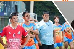 Bầu Thông - BĐS Nam Dương: 'Thua chung kết, cười hề hề mà ruột gan thì buồn lắm'
