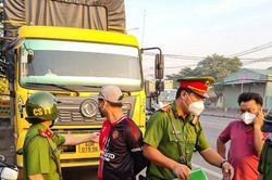 Đồng Nai: Tăng cường xử lý phương tiện dừng đỗ sai quy định