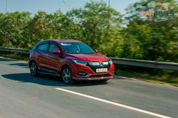 Honda HR-V giảm giá tới 170 triệu đồng, rộng cửa chờ phiên bản mới