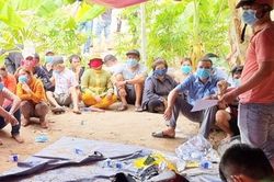 Thu gần 400 triệu từ sòng tài xỉu trong vườn chuối