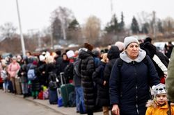 Nỗi lo buôn bán tình dục người tị nạn Ukraine