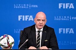 FIFA cho phép cầu thủ nước ngoài rời Nga, Ukraine để gia nhập CLB mới