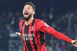 Milan đoạt lại ngôi đầu Serie A: Bản lĩnh Giroud, bản lĩnh Milan