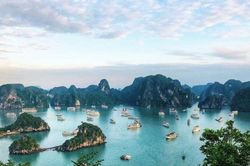 Vịnh Hạ Long, địa đạo Củ Chi có gì hay mà lọt top 10 điểm đến du lịch hấp dẫn thế giới?
