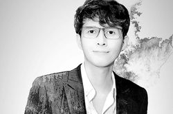 Đông Nhi, Tóc Tiên cùng dàn sao Việt xúc động nói lời tiễn biệt đạo diễn Vũ Ngọc Phượng