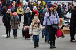 EU tăng viện trợ nhân đạo cho Ukraine