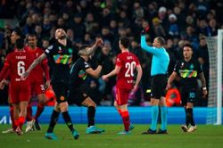 Thua 0-1 Inter, Liverpool vẫn lọt vào tứ kết Champions League