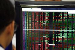 Cổ phiếu dầu khí và cảng biển tăng kịch trần, Vn-Index đảo chiều tăng điểm