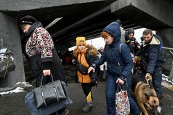 Ukraine nỗ lực sơ tán người dân qua 6 hành lang nhân đạo