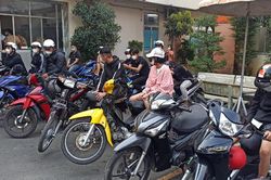 CSGT TP Hồ Chí Minh bắt nhóm 'quái xế' đua xe, phát hiện nhiều người mắc COVID-19