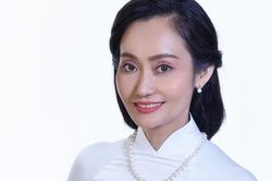'Kiến thức là sức mạnh của phụ nữ hiện đại'