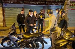Cảnh sát 141 Hà Nội: Linh hoạt vừa lập chốt vừa hóa trang di chuyển xử lý vi phạm