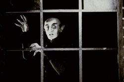 Dracula vẫn gây kinh hoàng sau 1 thế kỷ