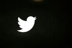 Twitter thử nghiệm tính năng 'Shops' nhằm phát triển thương mại điện tử