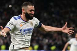 Benzema đi vào lịch sử Champions League và Real Madrid