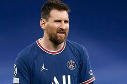 PSG chiêu mộ tiền đạo Man City thay thế Messi?