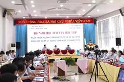 Sản xuất tôm thiếu bền vững do phụ thuộc nhập khẩu