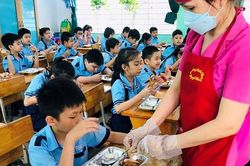 Học sinh bán trú ăn lớp nào, ngủ riêng lớp đó