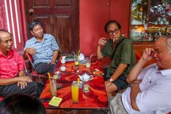 Cuộc đời sau ống kính: Bốn 'dị nhân' Hà Nội